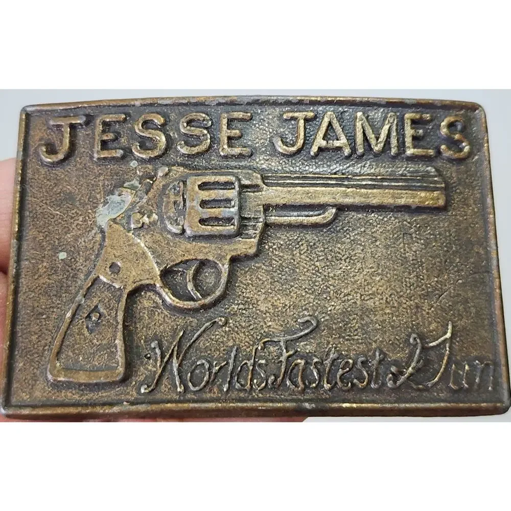 SEE DESC. JESSE JAMES Western Revolver Gun Outlaw Brass Tone Metal Belt Buckle